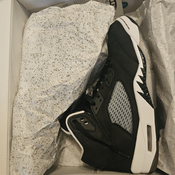 Jordan Retro 5 Mens 11.5 Oreo - Picture 2 of 5